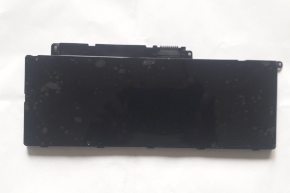Original Dell Inspiron battery for 15 (7537) and 17  7737    F7HVR picture
